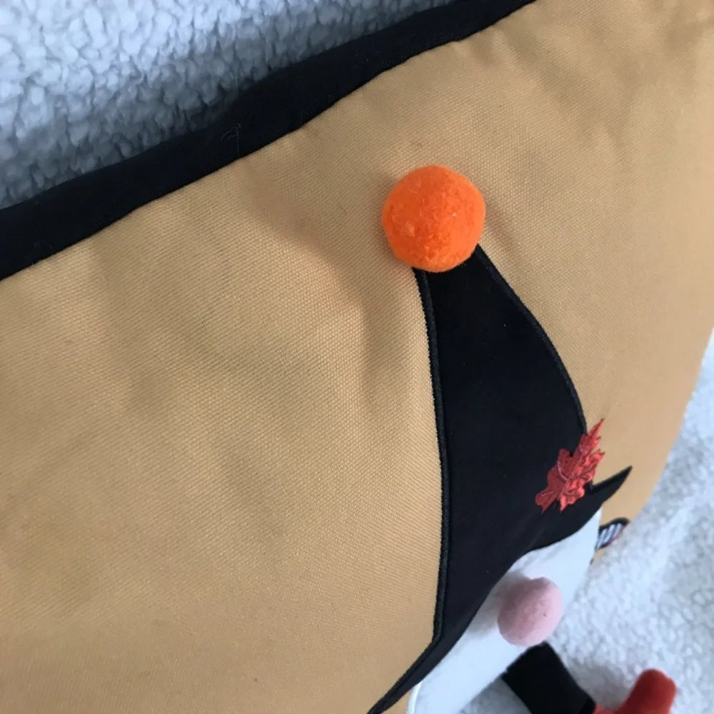 🌻NWT Fall Harvest Decor Accent Pillow With Gnome